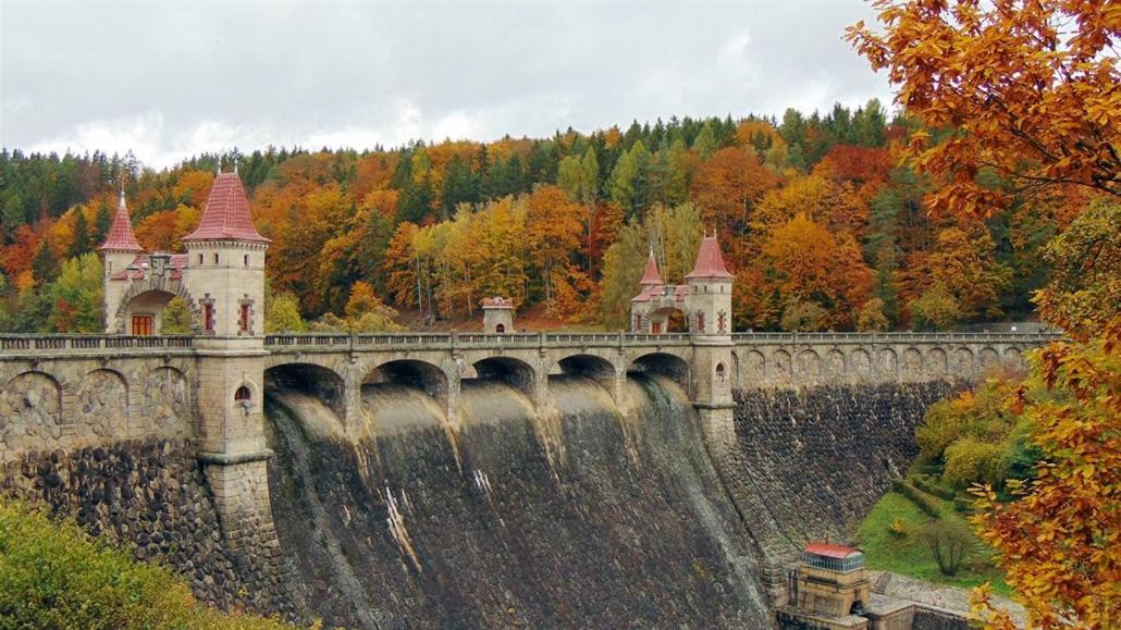 Srub Na Svahu Sjezdovky V Radvanicich Radvanice  Экстерьер фото